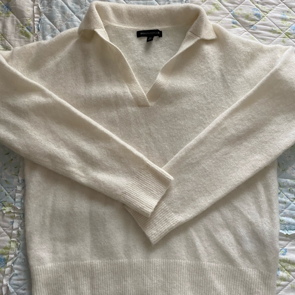Banana republic colored sweater